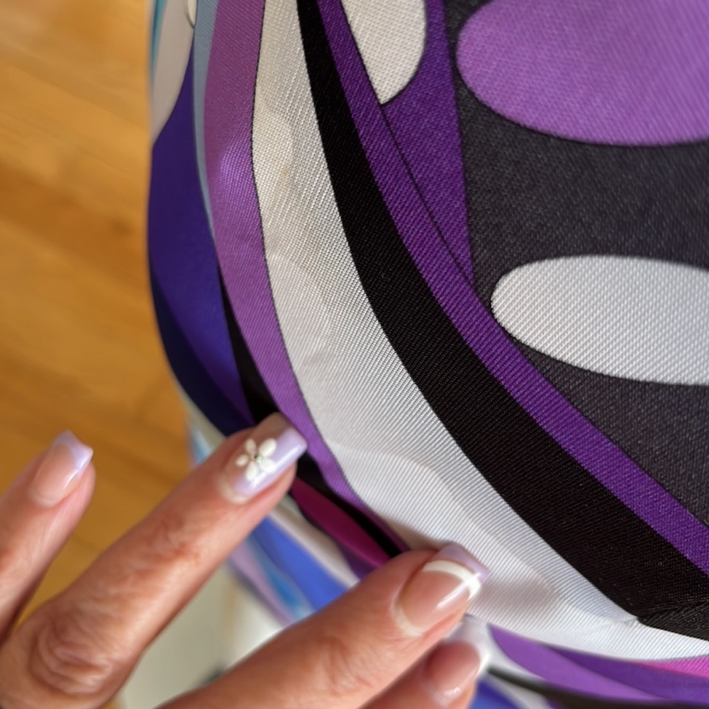 Authentic Emilio Pucci awesome fully lined Fun easy to match up everything skirt - Picture 9 of 12